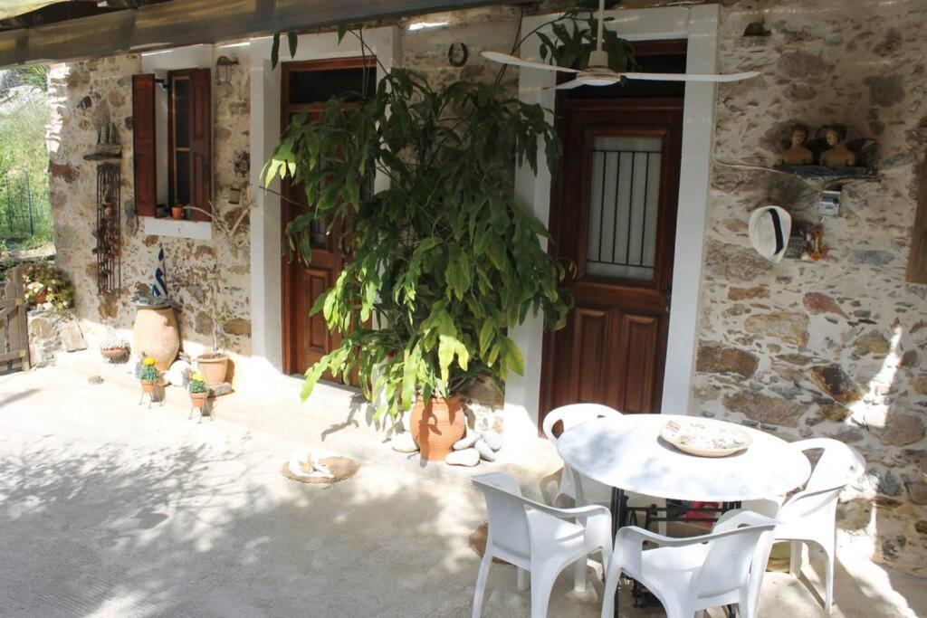 Olga'S Traditional Stone House, Palaiochora Kondokinigi Esterno foto